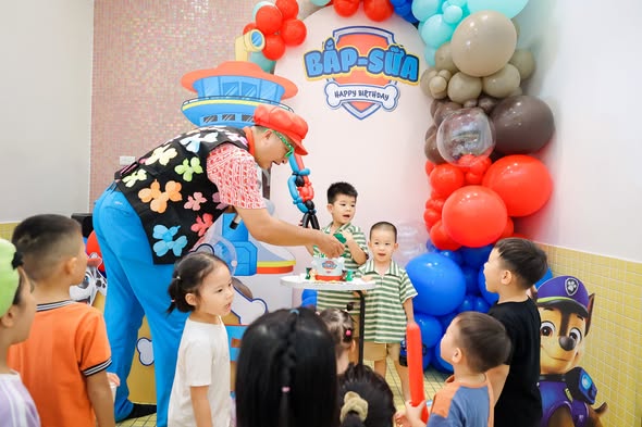 Thuê Chú Hề MC Hoạt Náo Tại Hoàng Mai – Chú Hề Event